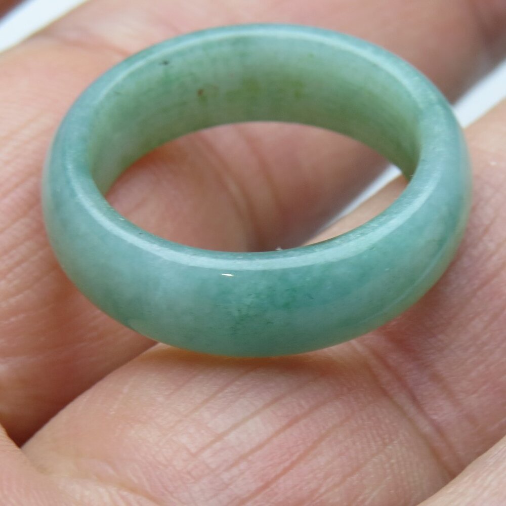 Green Jade Band Ring - Elegant Women's Ring